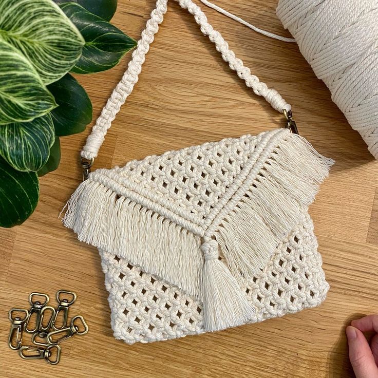 DIY Macrame Tote Bags for an Eco-Friendly Lifestyle